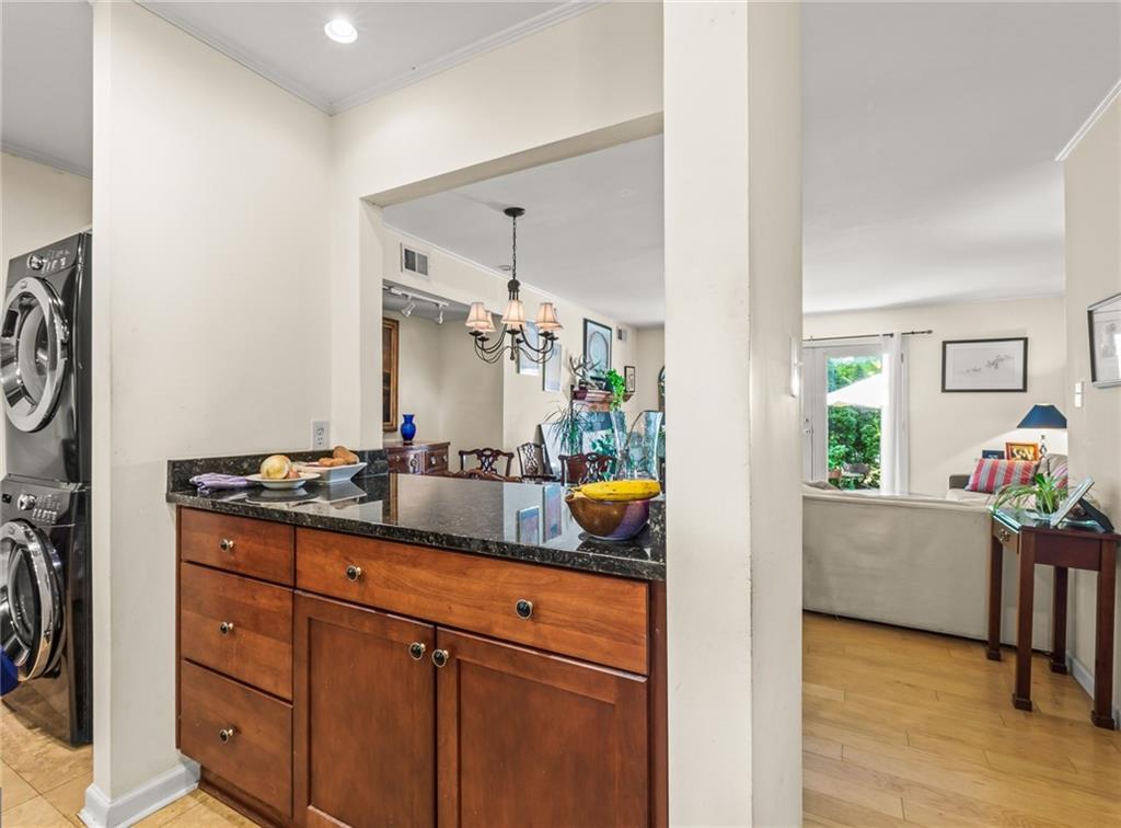1261 Lavista Road NE