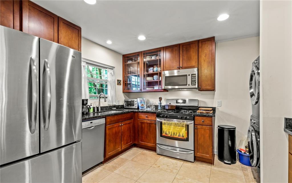 1261 Lavista Road NE