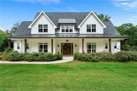 Homes For Sale - 36 Branson Mill Drive<br/> Cartersville, GA 30120