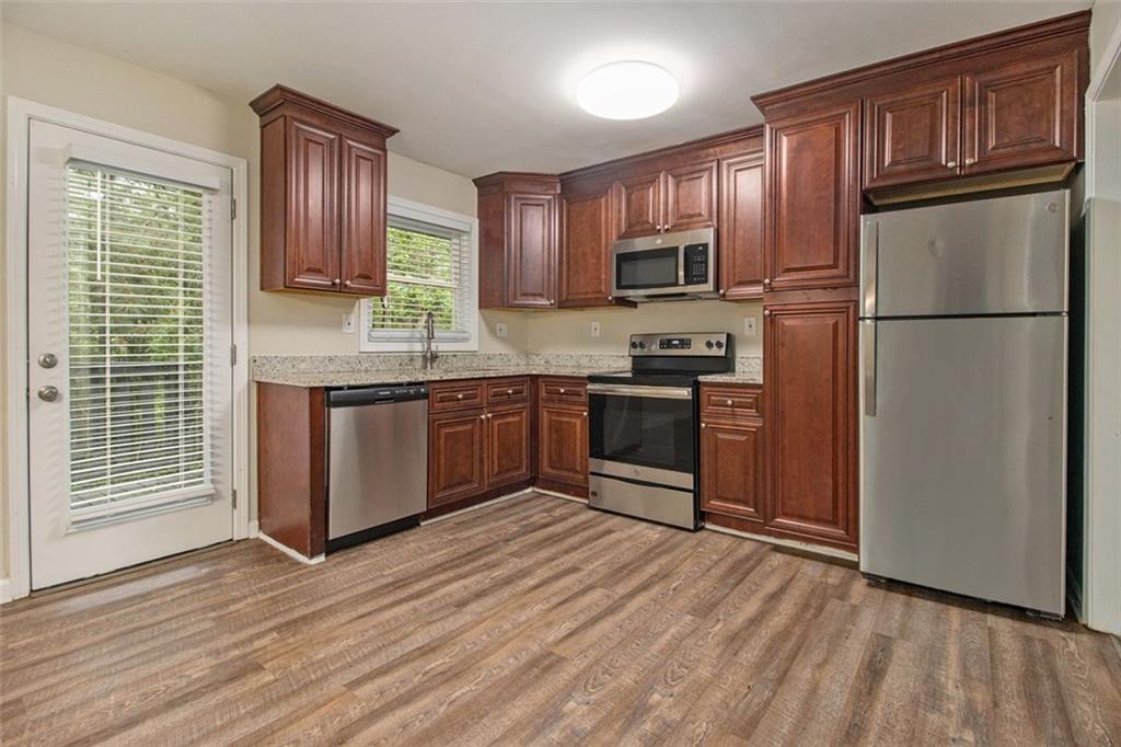 2724 QUINCY Lane