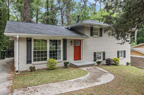 2724 QUINCY Lane Decatur GA 30034