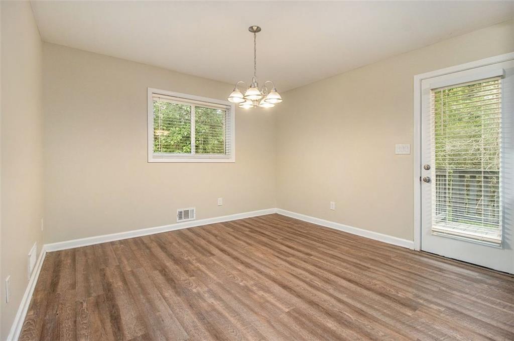 2724 QUINCY Lane