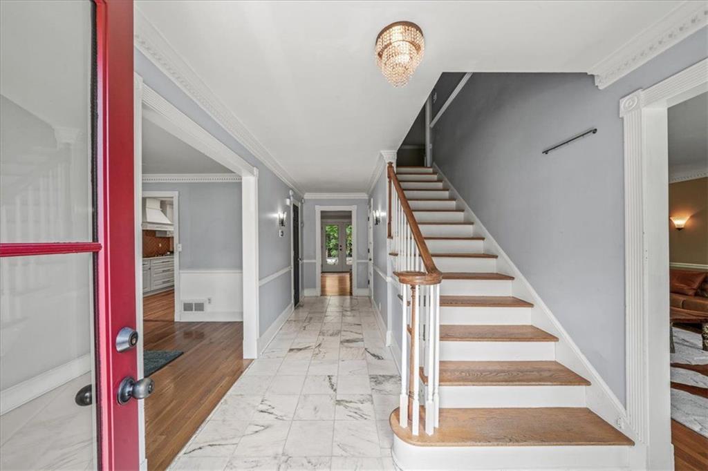 2207 Forestglade Drive