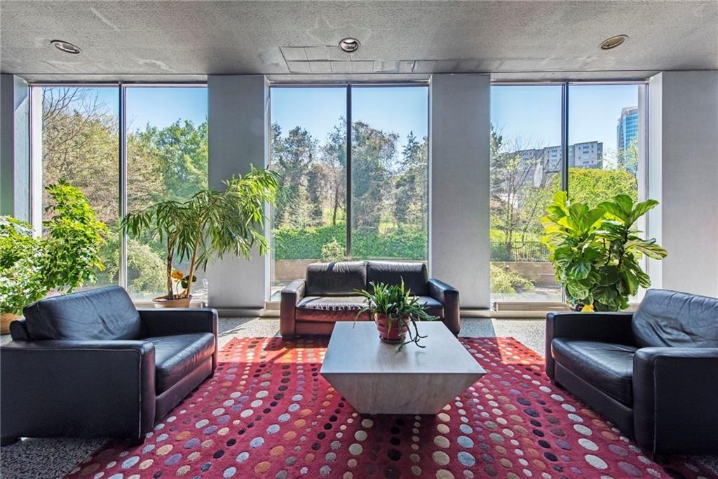 Landmark - Residential