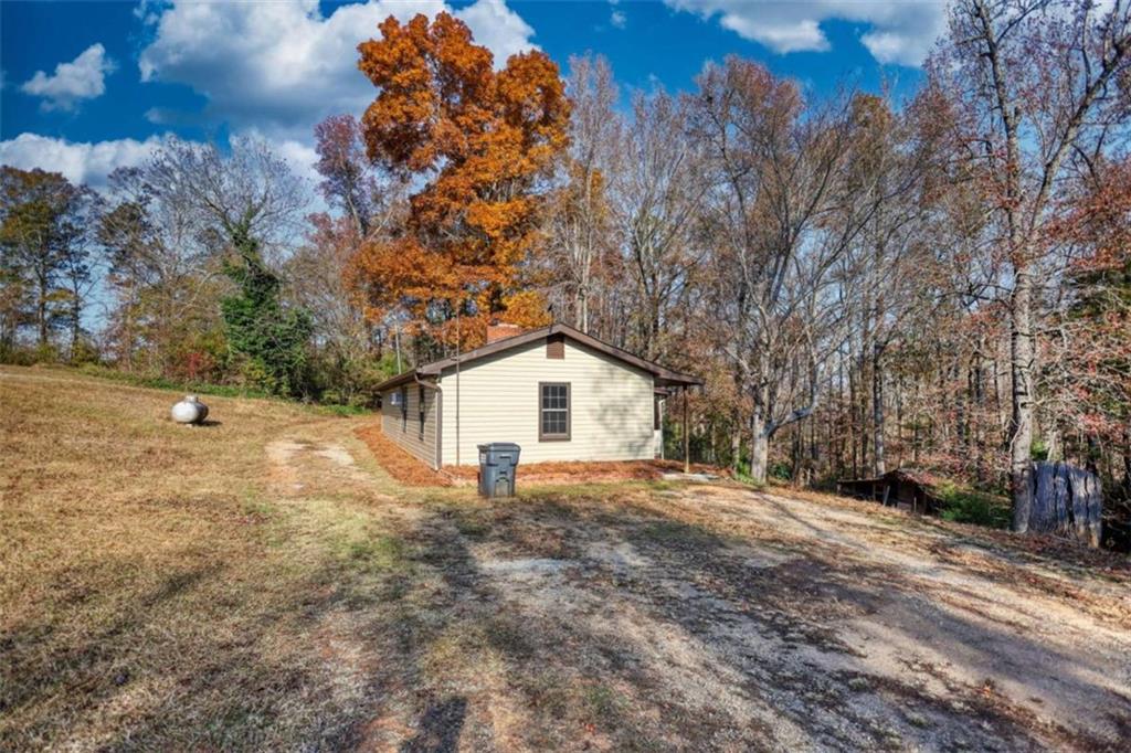 3001 Highway 213