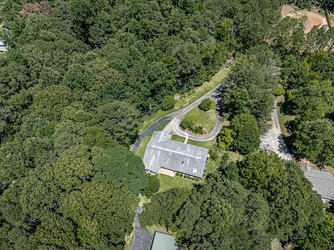 A home in Powder Springs