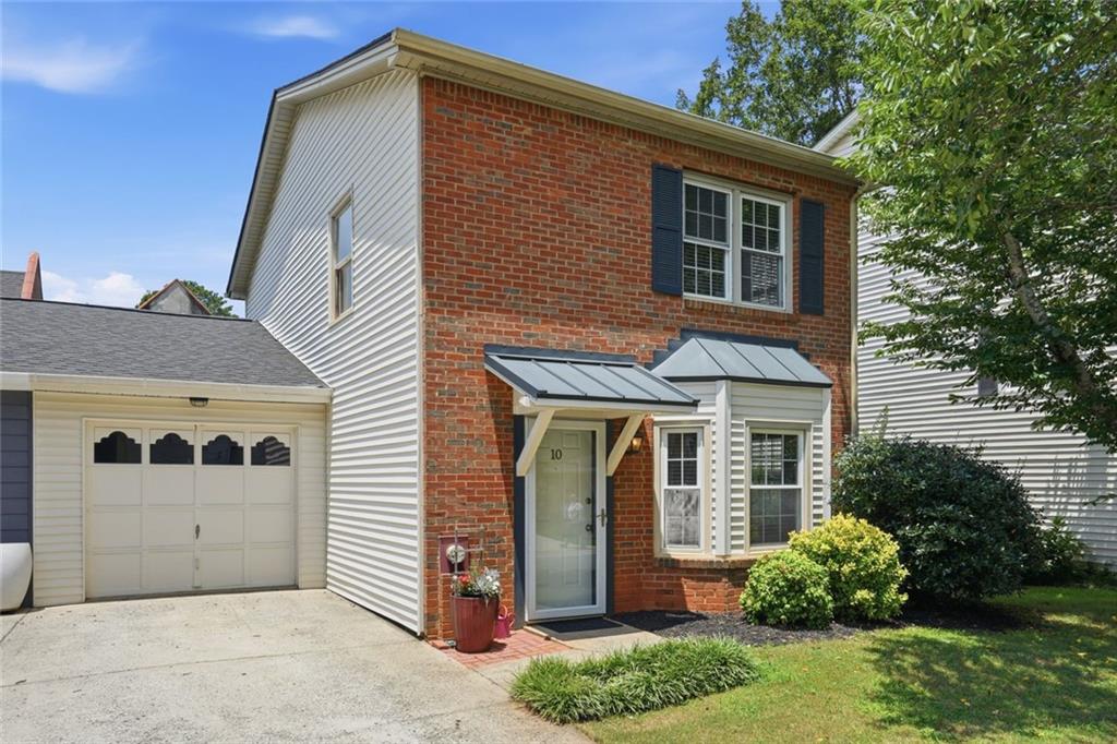222 Forkner Drive #10