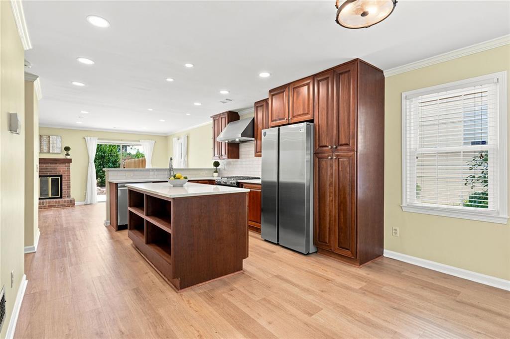 222 Forkner Drive #10
