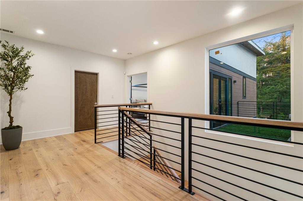 1045 Shepherds Lane, Atlanta, Georgia image 36