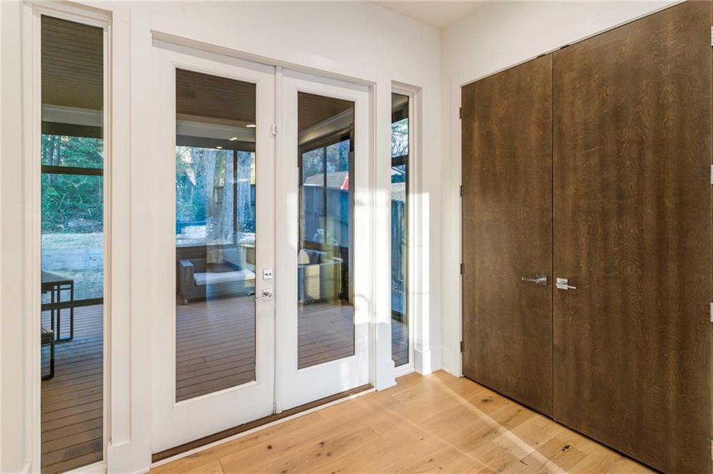 1045 Shepherds Lane, Atlanta, Georgia image 27