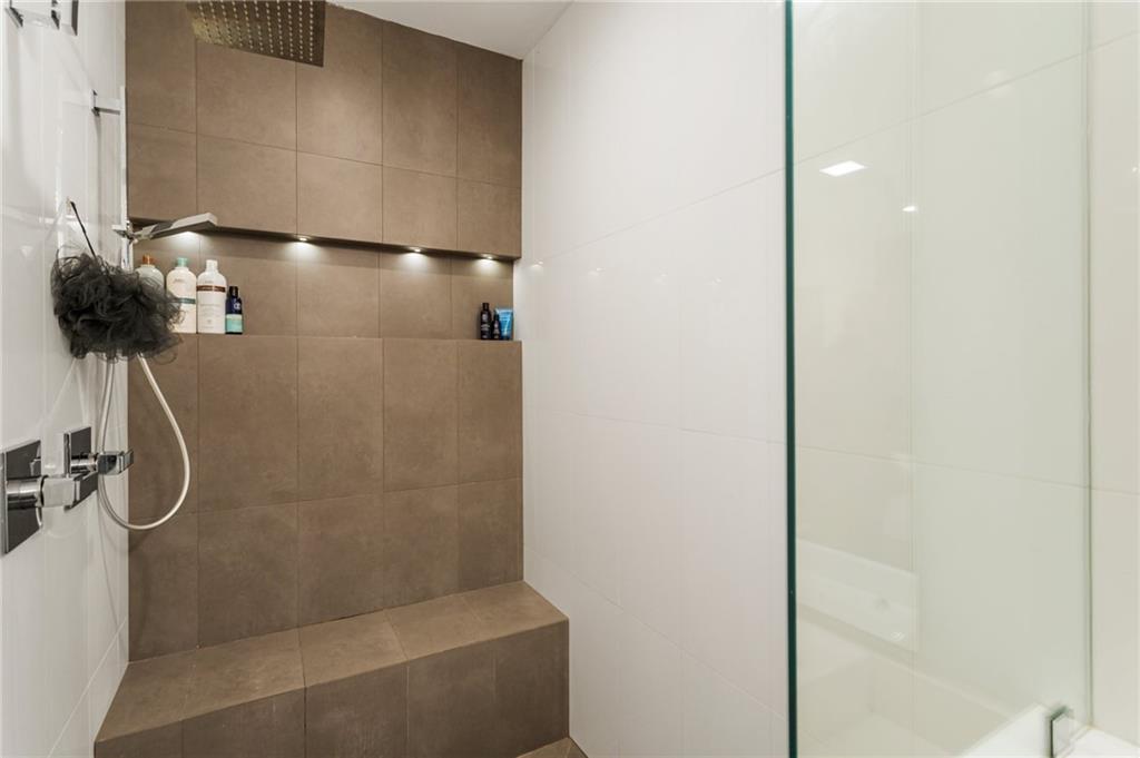 1045 Shepherds Lane, Atlanta, Georgia image 45