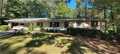 2600 Amberly Drive Dunwoody GA 30360