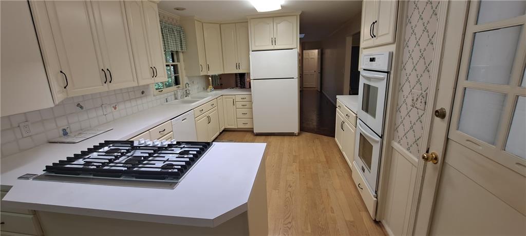 2600 Amberly Drive