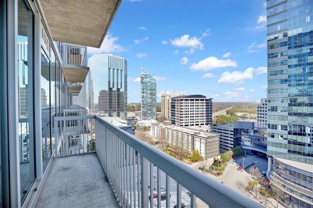 3324 Peachtree Road NE 1307