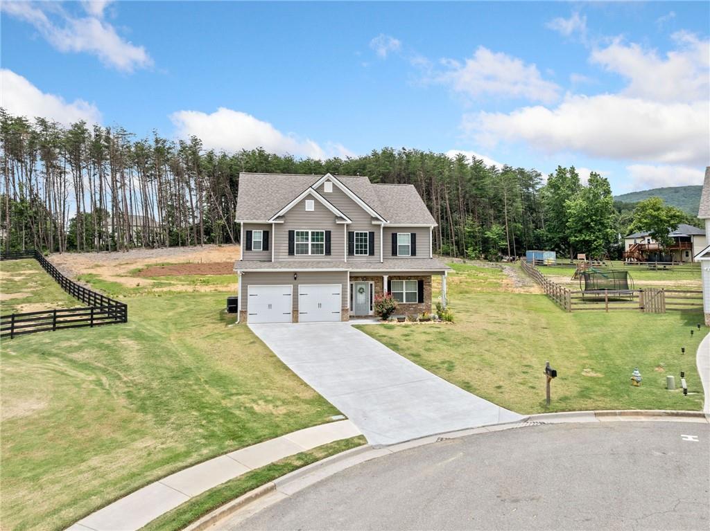 31 Village Trace