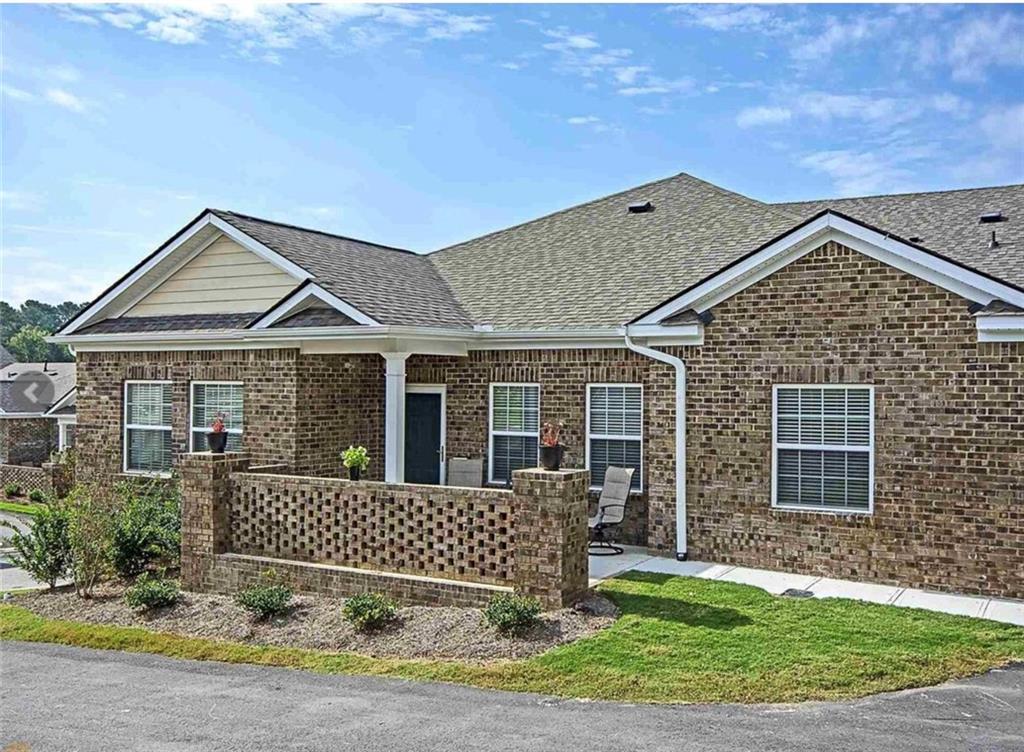 Meet The Kind Of People You Want For Neighbors! 55+Active Adult Community i\This Open and inviting Ranch features a family room with a gas log fireplace, an Island kitchen with Stainless Steel appliances, Granite countertops, a dining area, and a sunroom. Master bedroom with walk-in closet, bath has double vanity, shower with tile and bench. The Perfect Setting For A Quiet Life!