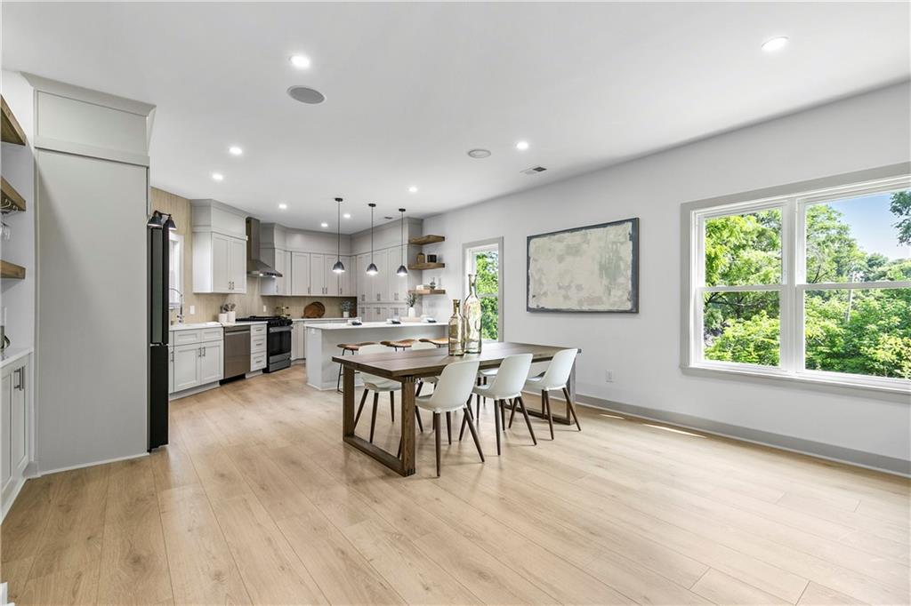 42 Riverdale Circle