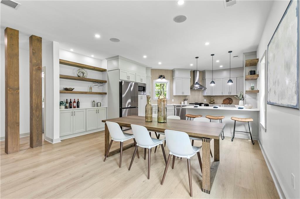 42 Riverdale Circle