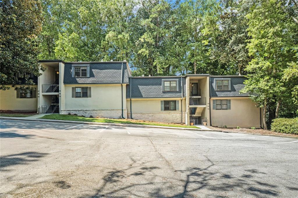 94 Rosaire Place NW