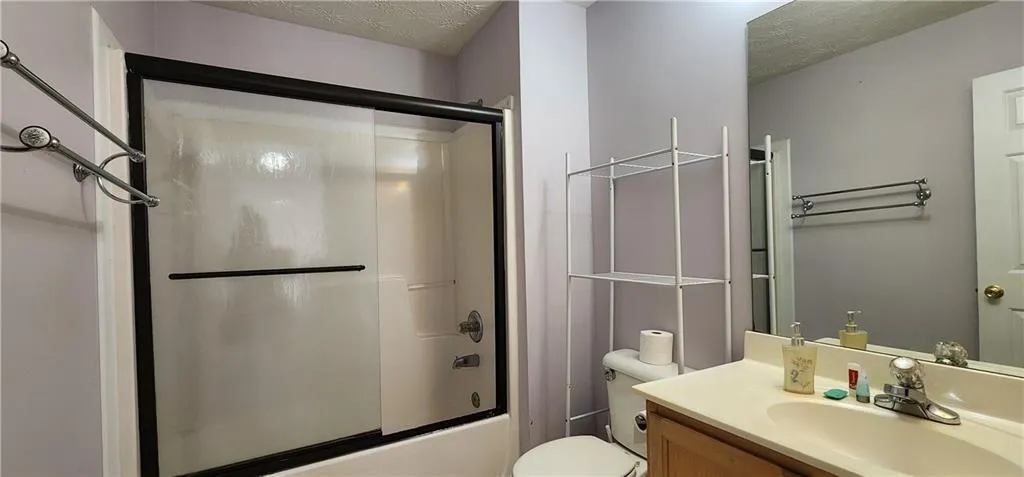 Lawrenceville, Georgia 30044, United States, 4 Bedrooms Bedrooms, ,3 BathroomsBathrooms,Residential,Active,242787