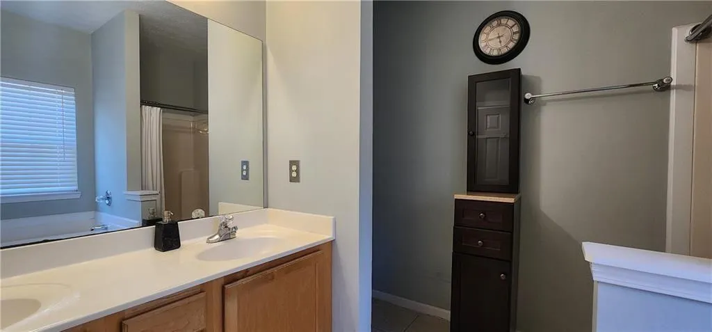 Lawrenceville, Georgia 30044, United States, 4 Bedrooms Bedrooms, ,3 BathroomsBathrooms,Residential,Active,242787