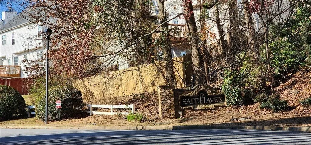 Lawrenceville, Georgia 30044, United States, 4 Bedrooms Bedrooms, ,3 BathroomsBathrooms,Residential,Active,242787