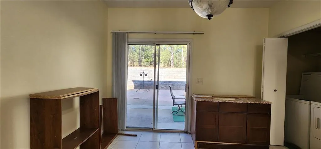 Lawrenceville, Georgia 30044, United States, 4 Bedrooms Bedrooms, ,3 BathroomsBathrooms,Residential,Active,242787