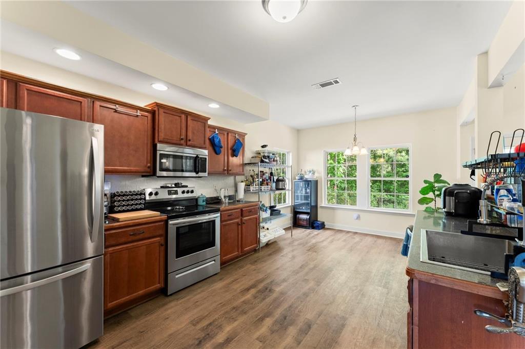 3235 Avondale Parkway, Powder Springs, Georgia image 9