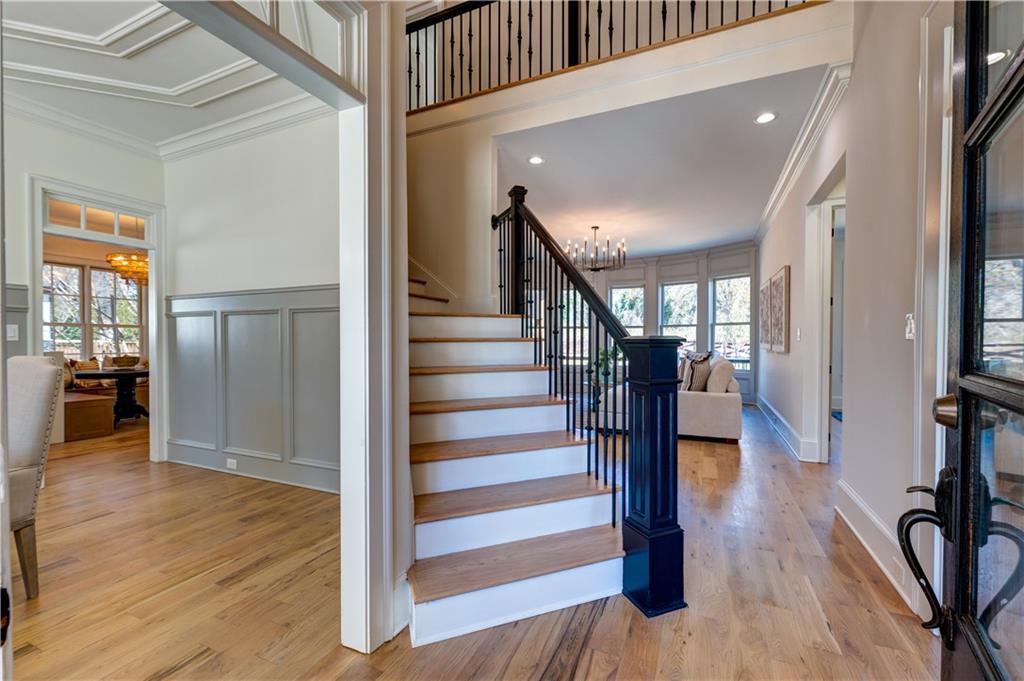 1022 Highland Village Trail