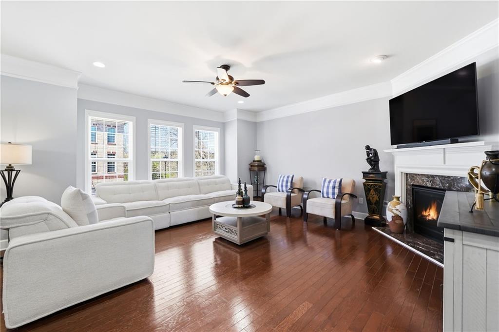 5001 Ridgemont Walk SE 18