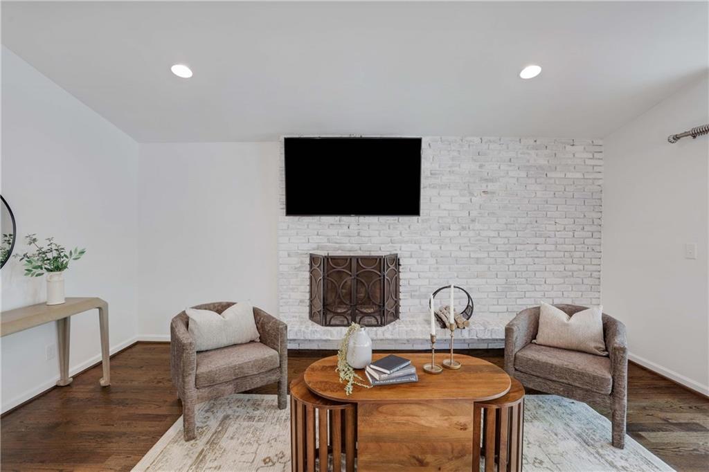 Sexton Woods - Residential