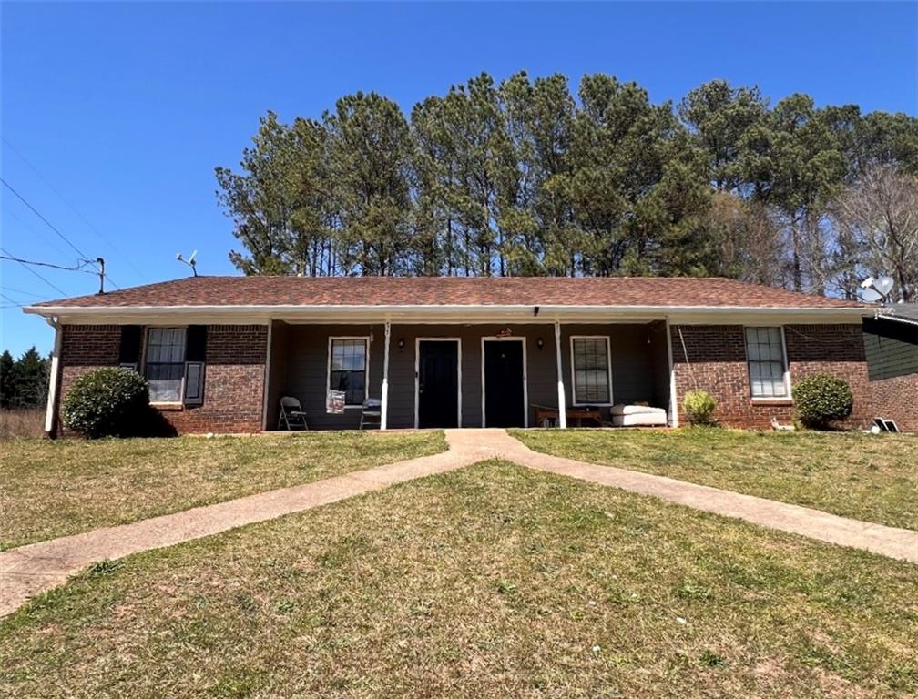 Fantastic Find ! Duplex , No HOA, 3 Side Brick, 2 Bedrooms / 2 Bathrooms on each side .
Separate Parking Spaces for each side. Newly renovated. New HVAC./FURNACE, SOLD AS IS.
Both Sides Occupied with Tenants. Do Not Disturb Tenants. . No Lockbox