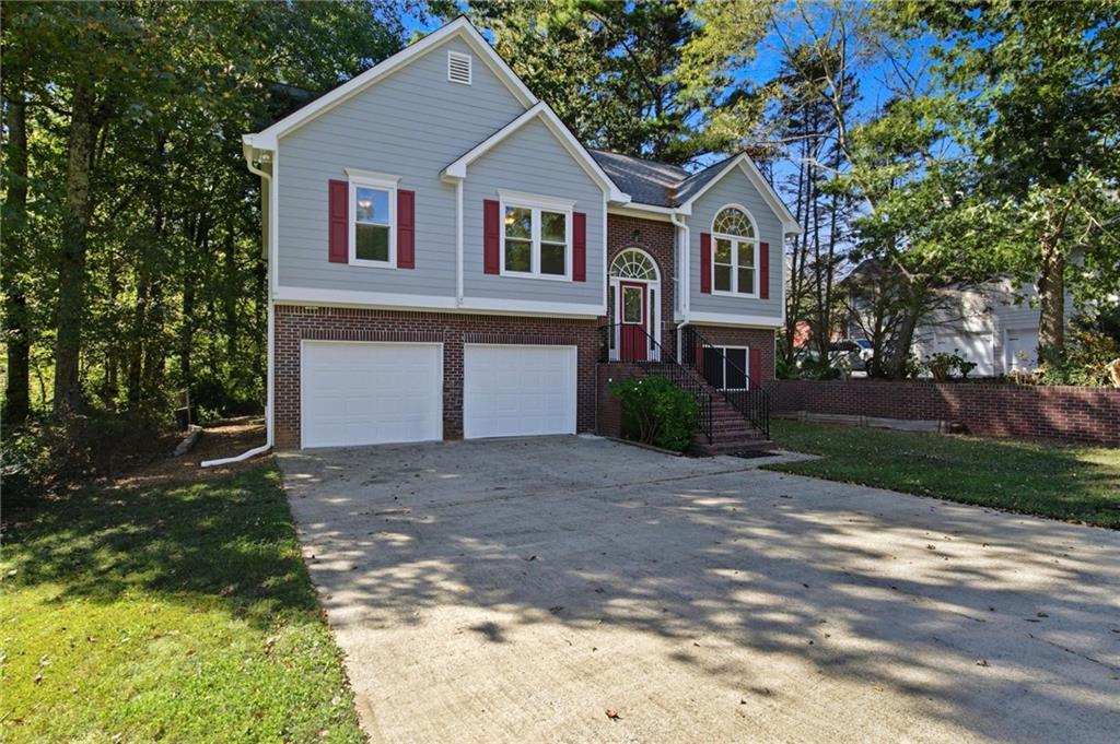 18 Planters Drive NW