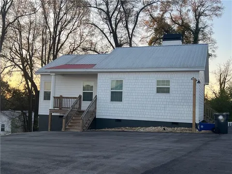 MLS: 7560407