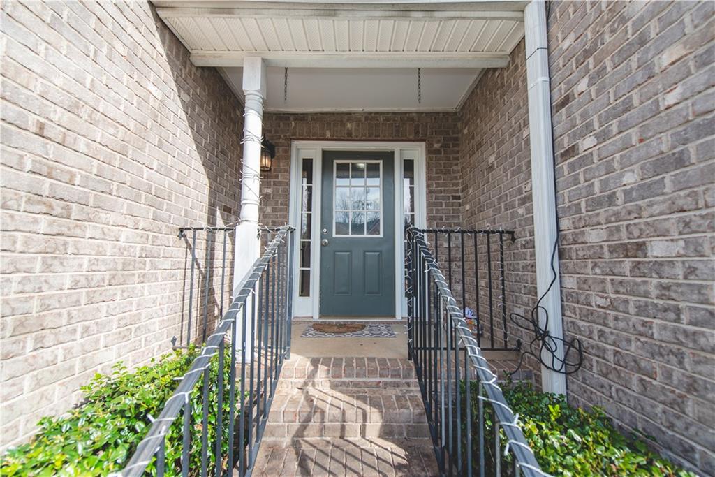 275 Fern Crest Drive, Lawrenceville, Georgia image 2