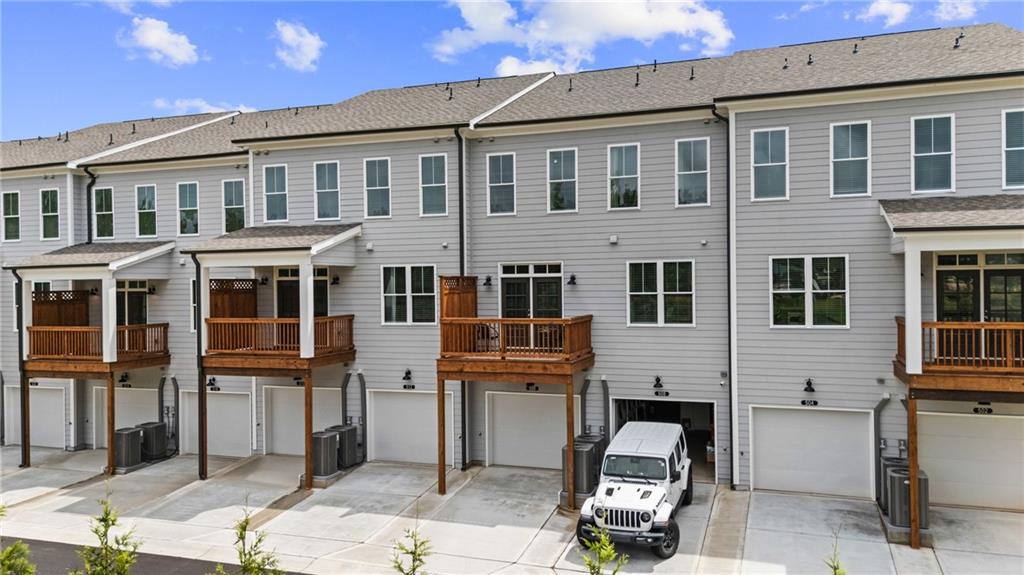 522 Alice Way D11