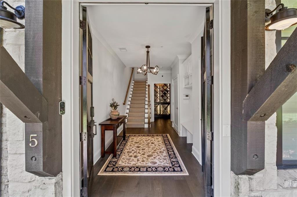 18 Peachtree Avenue NE 5