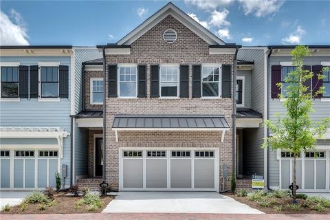 Photo of 435 Maplewood Drive, Roswell, GA 30075 (MLS # 7752199)