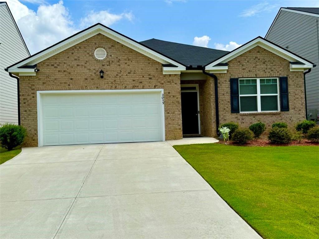 Charming house in Dacula featuring 4 bed/2 bath. The open-concept living area provides a warm and inviting atmosphere, ideal for both entertaining and everyday living. The kitchen is a dream with plenty of cabinet space and a breakfast area that overlooks the private backyard. Screened/covered sunroom in the back. Fenced backyard provides a secured atmosphere. Conveniently located near shopping, Highway 316, and I-85. Enjoy the peaceful suburban lifestyle while being close to everything you need.