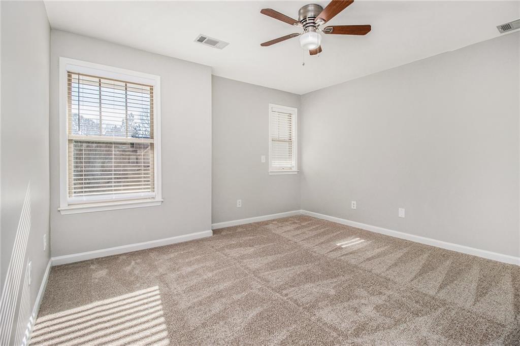 4319 Alysheba Drive, Fairburn, Georgia image 12