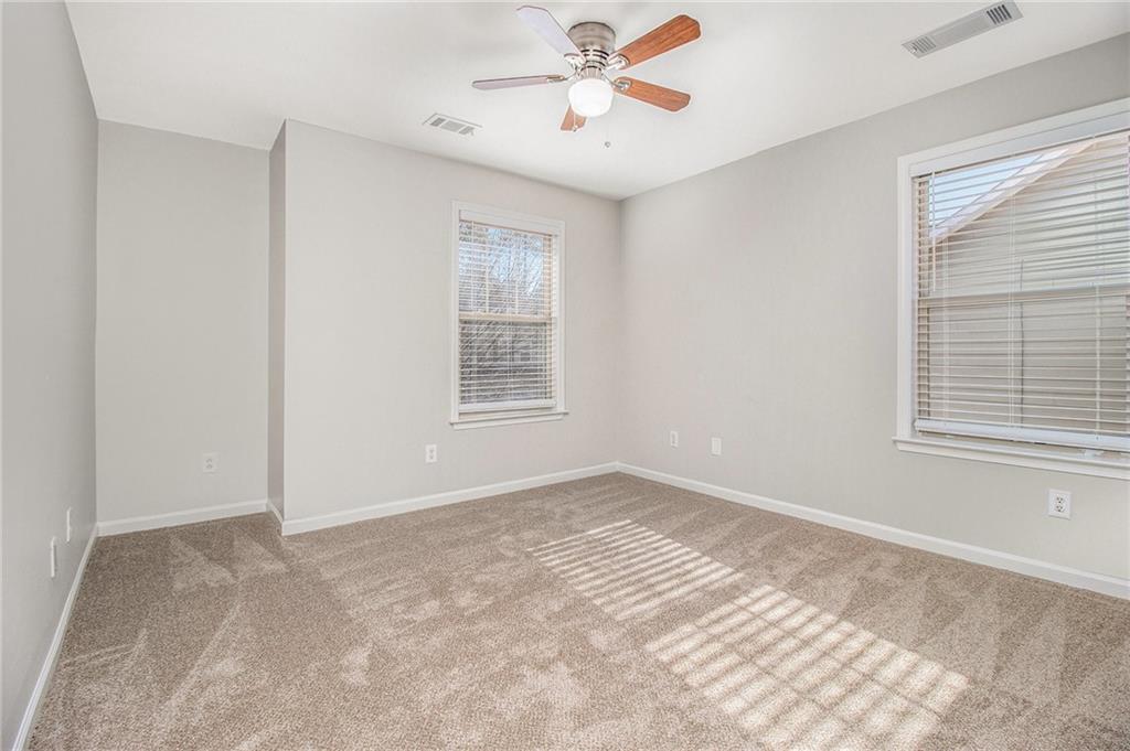 4319 Alysheba Drive, Fairburn, Georgia image 11