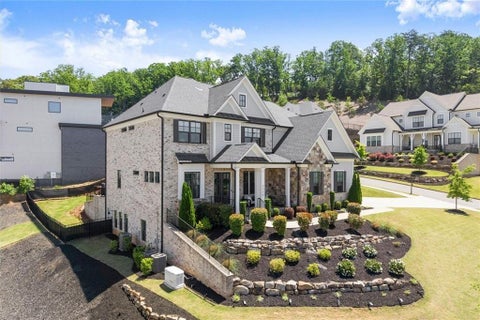 Homes For Sale - 2775 Twisted Oak Lane<br/> Marietta, GA 30066