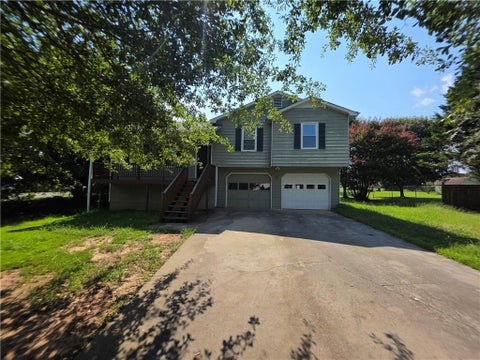Homes For Sale - 3385 Sable Chase Lane<br/> South Fulton, GA 30349