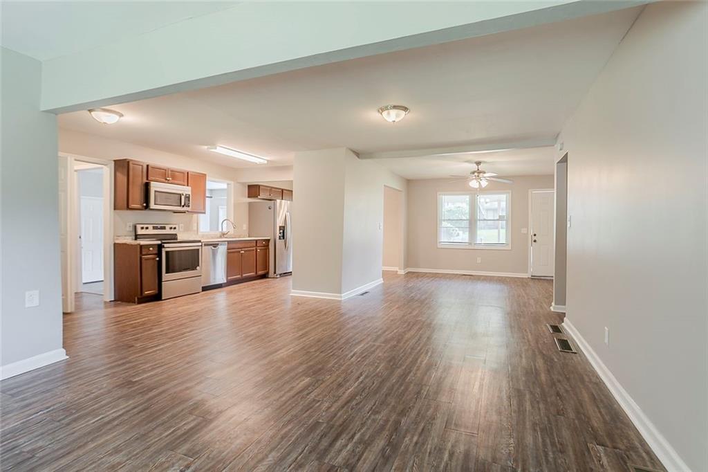 3420 Leisure Lane, Atlanta, Georgia image 4