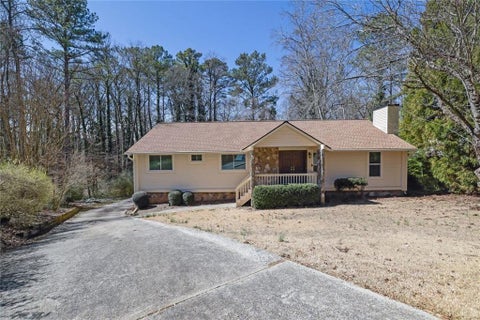 Homes For Sale - 889 Fawn Way<br/> Marietta, GA 30068