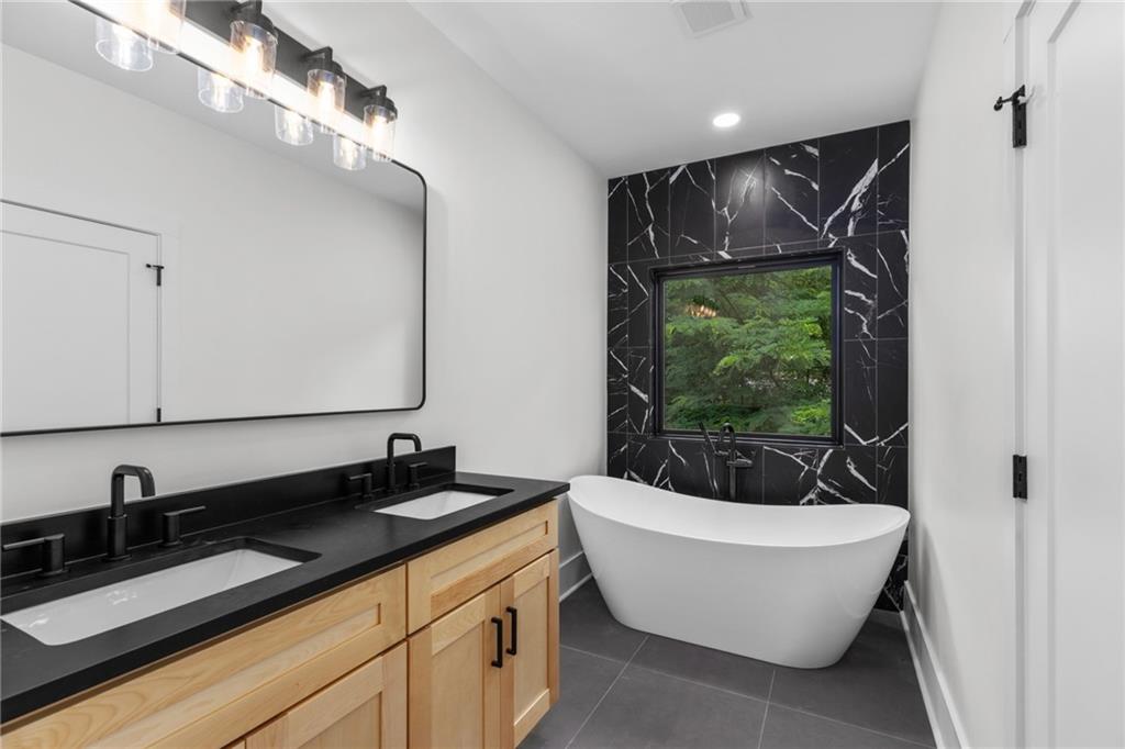178 Wesley Avenue #B, Atlanta, Georgia image 35