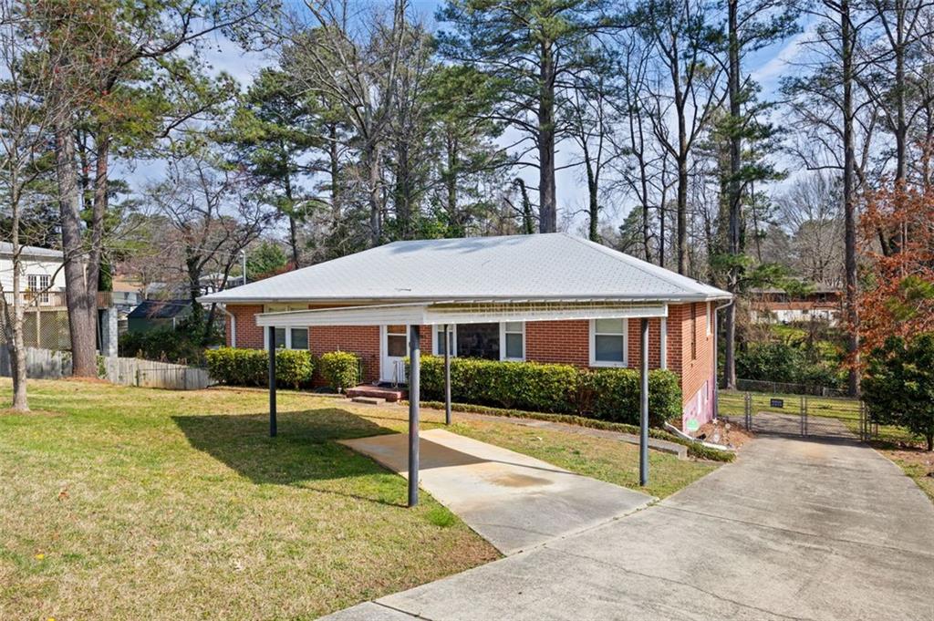 2251 TRAILWOOD Drive SE