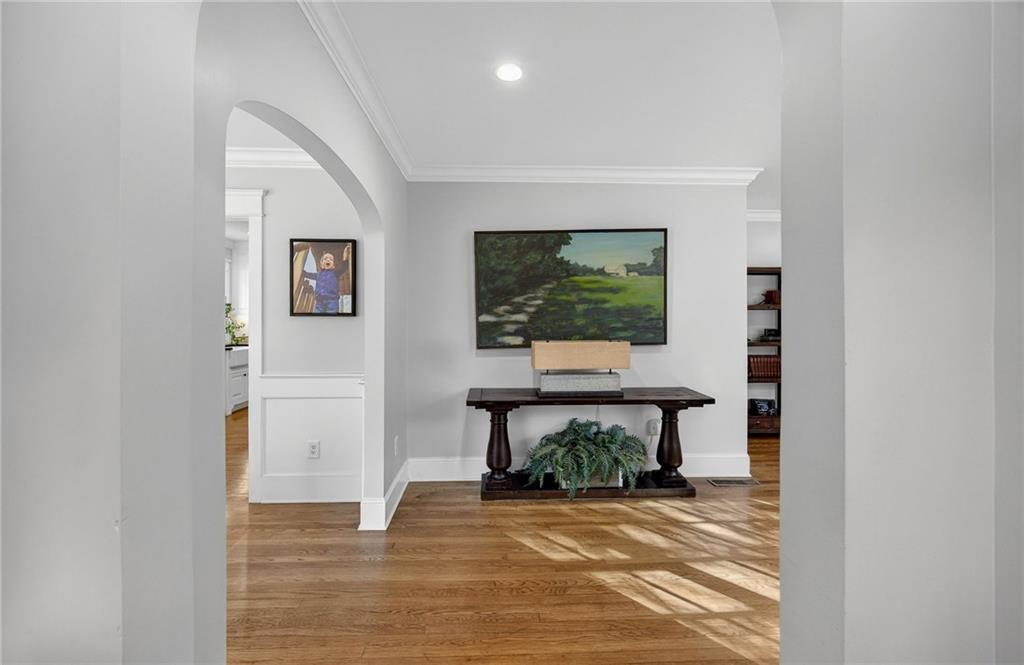 1785 Meadowdale Avenue NE