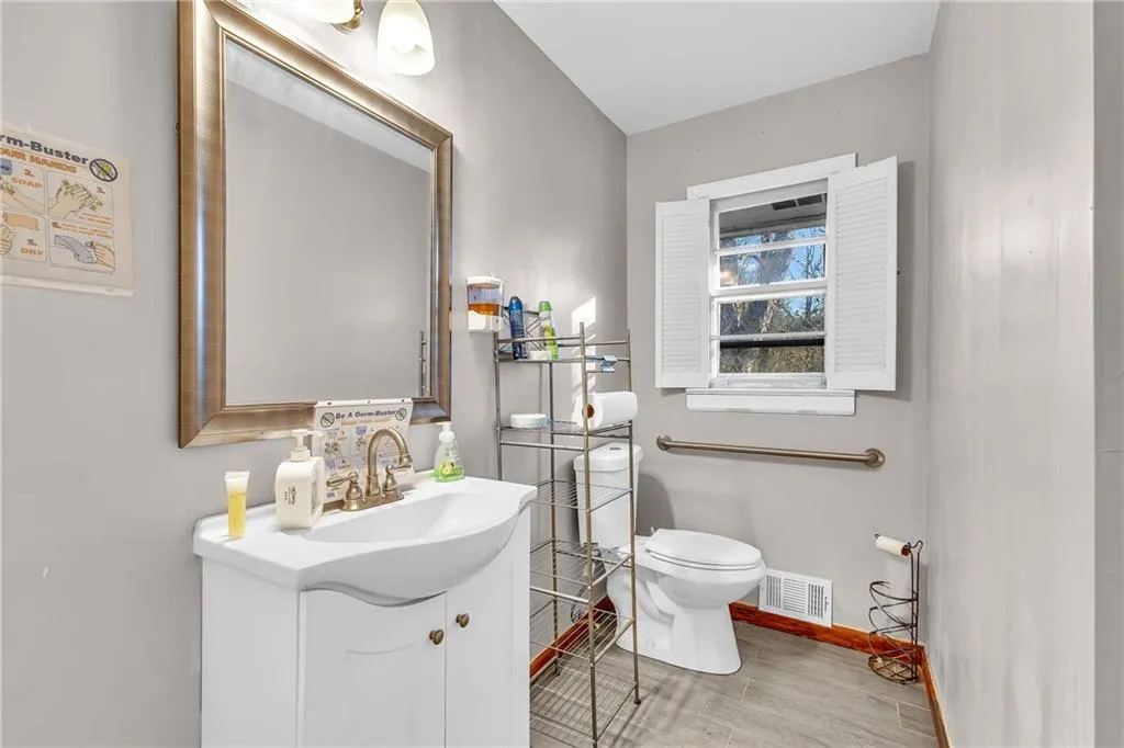 Riverdale, Georgia 30296, United States, ,Residential,Pending,18896