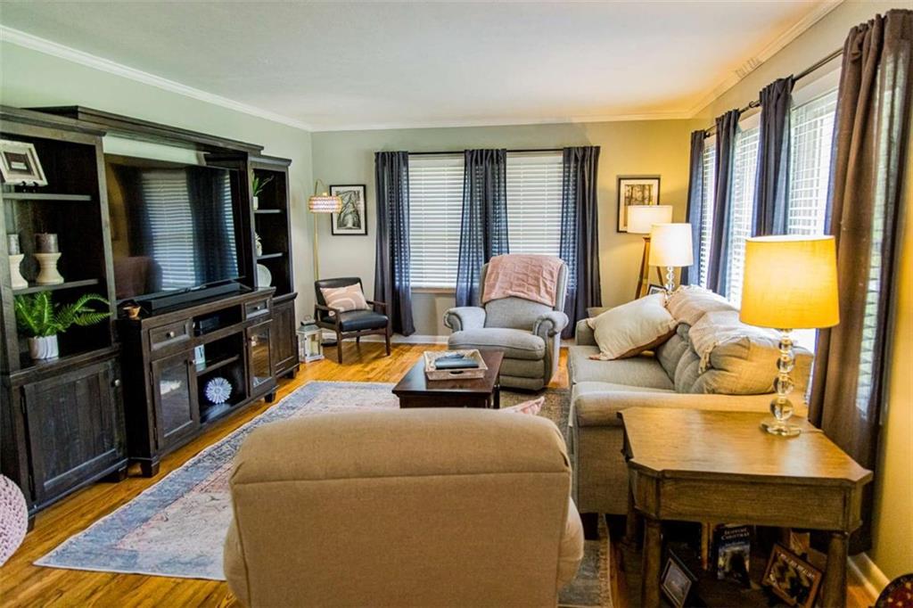 2627 Lakeridge Circle